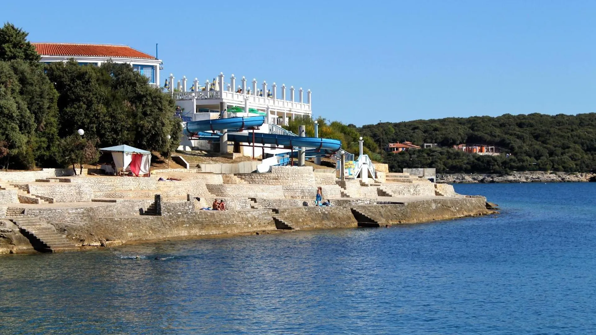 Family Friendly Apartments With A Swimming Pool Pula - 21314