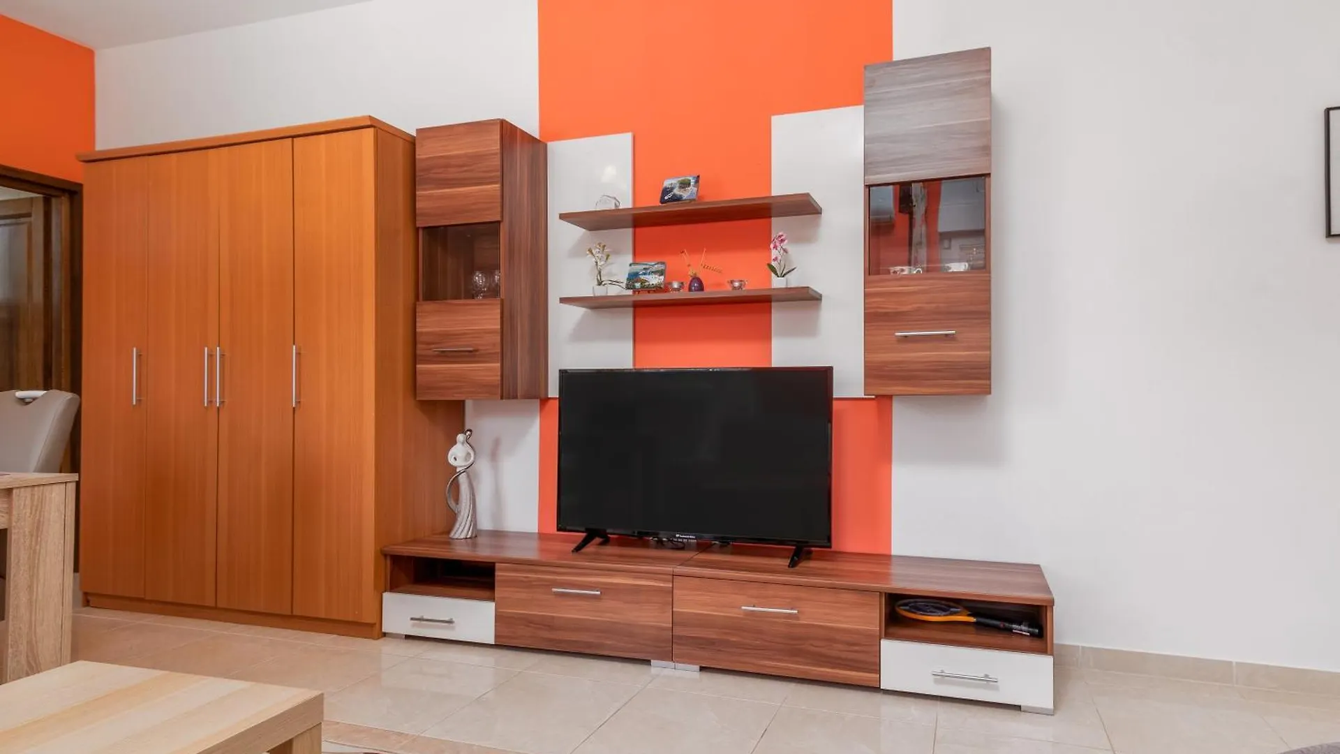 Family Friendly Apartments With A Swimming Pool Pula - 21314 Croatia