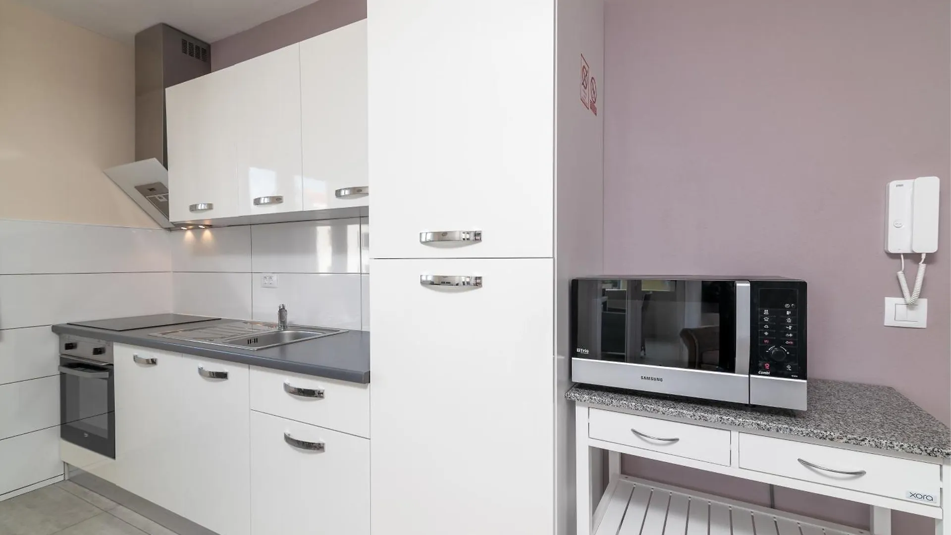 Family Friendly Apartments With A Swimming Pool Pula - 21314 0*,