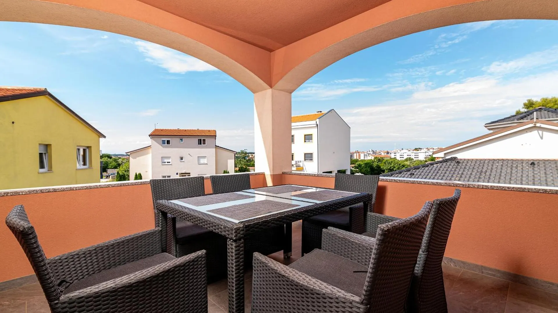 Family Friendly Apartments With A Swimming Pool Pula - 21314 0*,  Croatia